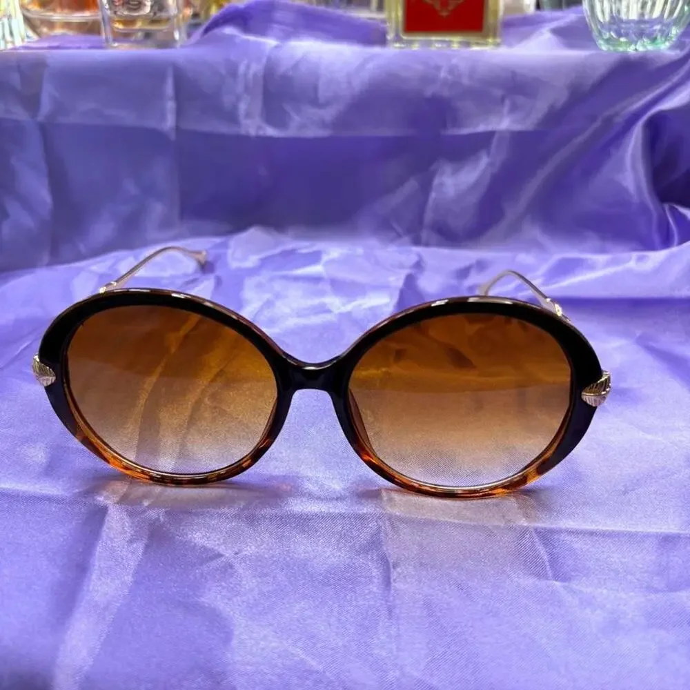 Vintage-inspired oversized sunglasses brown and gold boho retro tortoiseshell